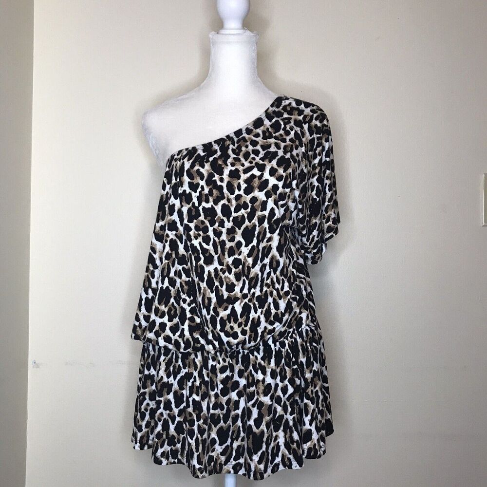 Lane Bryant size 16 Top off shoulder one sleeve animal print gather waist
